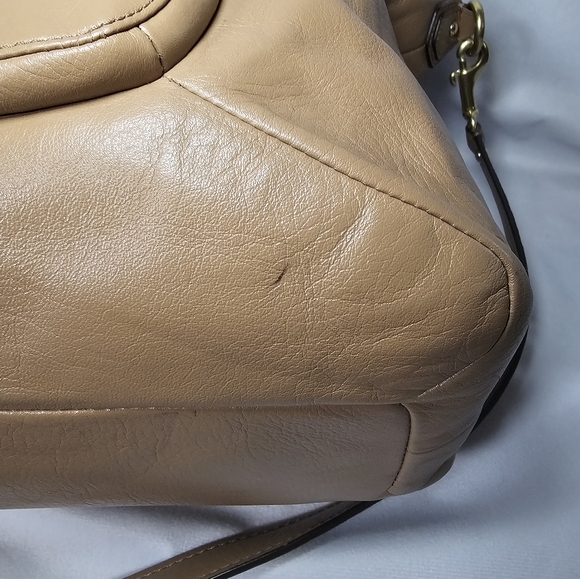 Coach Campbell Shoulder F24883 - Picture 6 of 9